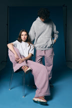 Calça jogging com nervura frontal.