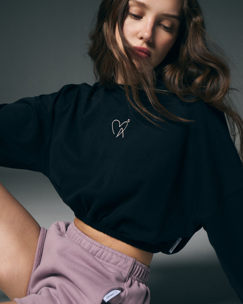 Sudadera crop negra