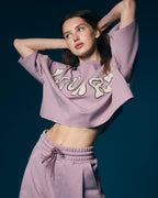Camiseta crop violeta