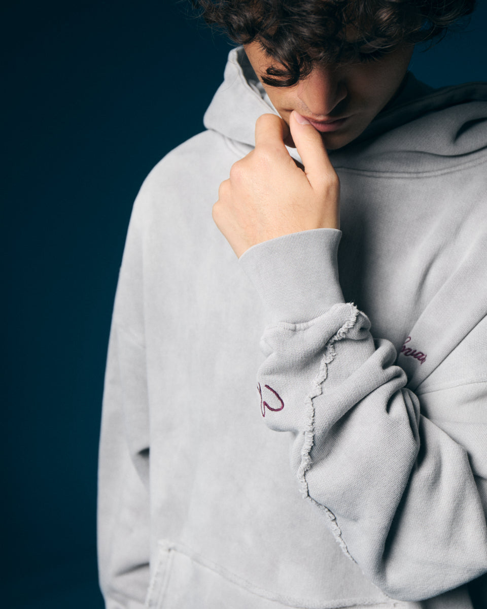 Hoodie gris efecto desgastado