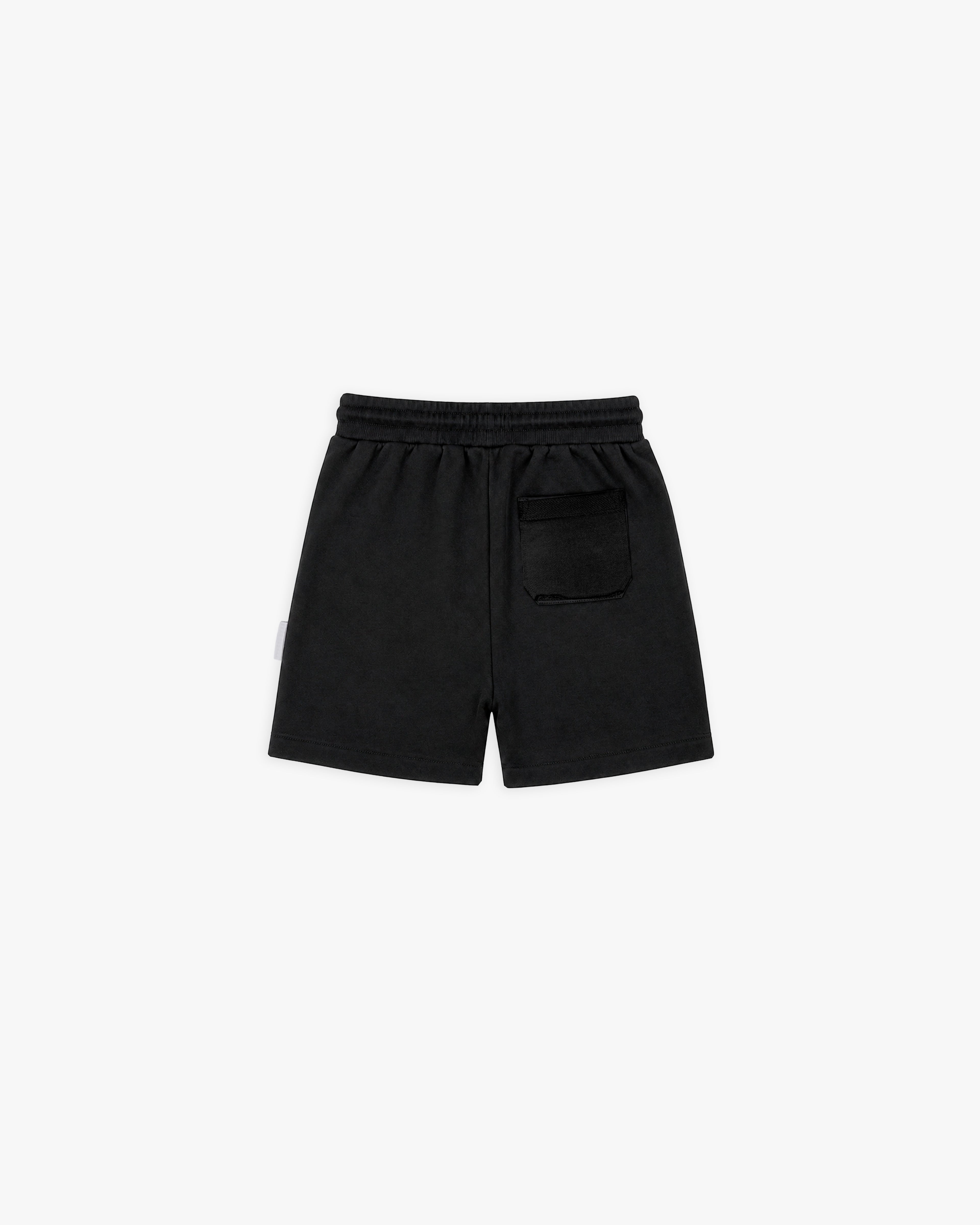 Bermuda jogging con bordado.