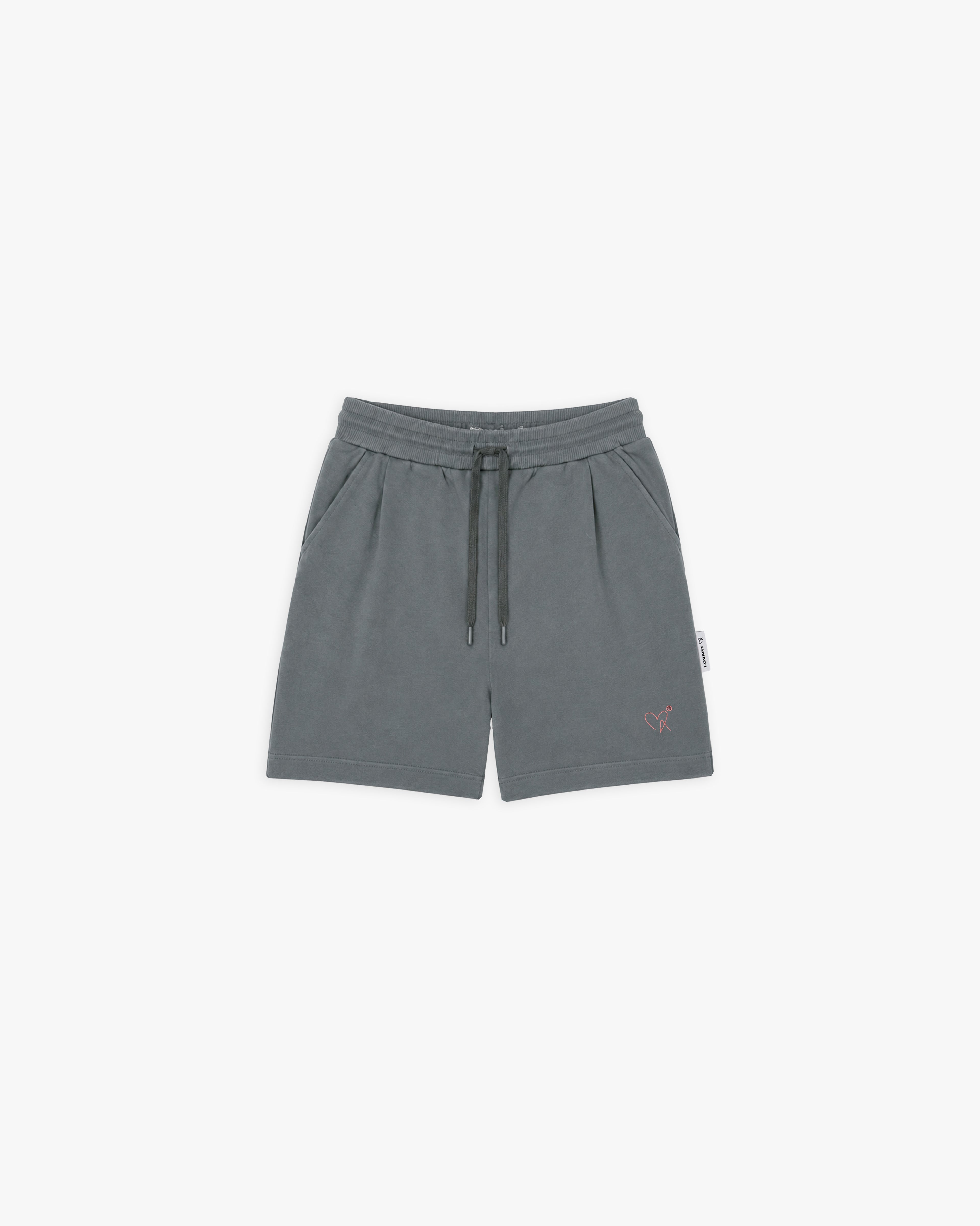 Bermuda jogging con bordado.