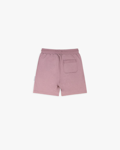Bermuda jogging con bordado.
